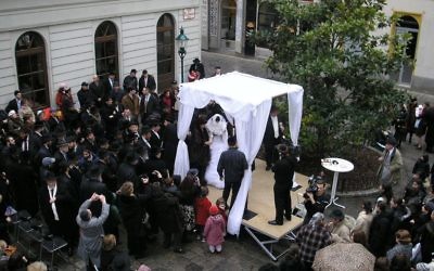 A traditional Jewish wedding