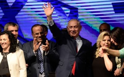 Prime Minister Benjamin Netanyahu with his wife Sara and Likud party members at a rally (August 2017)

Photo by Tomer Neuberg- JINIPIX