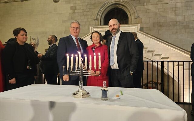 Danny Stone with Keir Starmer and Education minister Catherine McKinnell