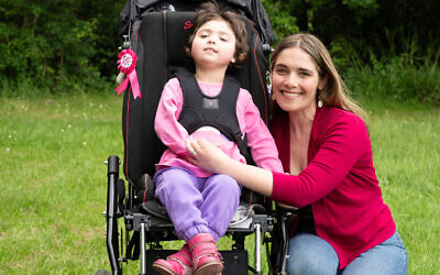 Katie Hainbach and her daughter Leia