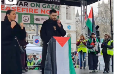 Palestinian writer Mohammed El Kurd speaks at PSC demo